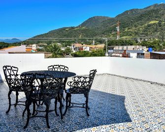 Casa Puerta Azul - Estancia de los López - Balcony
