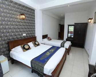 Kandy Supreme Hotel - Kandy - Bedroom