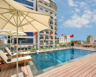 Grand Sea View Hotel & Spa - Da Nang - Piscina
