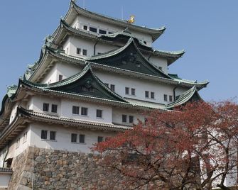 Toyoko Inn Nagoya-eki Shinkansen-guchi - Nagoya - Building