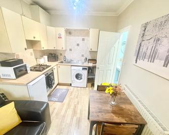 Adorable one-bed place in Cambridgeshire - March - Keuken