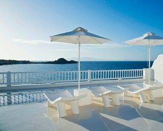 Petasos Beach Resort & Spa - Small Luxury Hotels of the World - Platis Gialos - Balkon