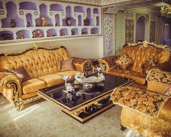 Emirhan - Samarkand - Living room