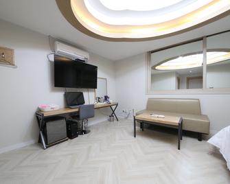 Eco Hotel - Mokpo - Sala de estar