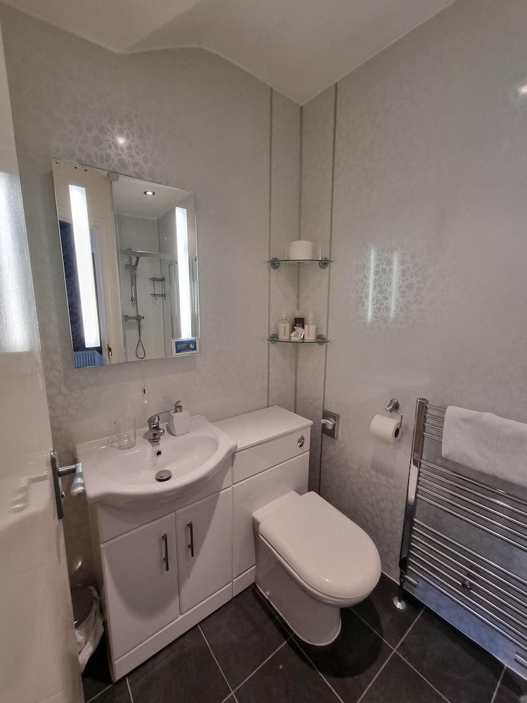 The Fawley Guest house - שאנקלין - חדר רחצה