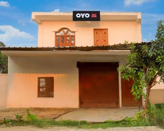 Spot On Manglam - Bela Pratapgarh - Building