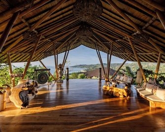 ketanu bamboo lodge sumba - Waikabubak