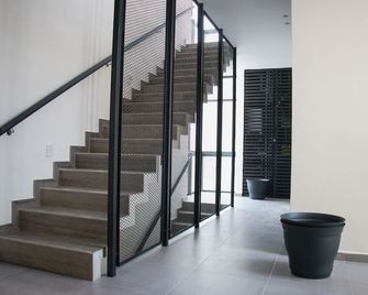 Viento Suites Cancún - Cancún - Stairs