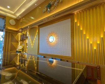 Maya Residency - Tiruchirappalli - Front desk