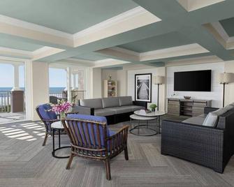 Marriott's Grande Ocean, A Marriott Vacation Club Resort - Hilton Head Island - Living room