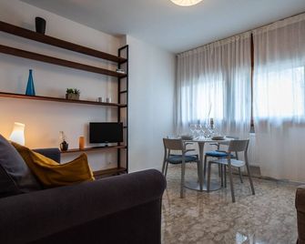 Ermes di Colloredo 34 A - Udine - Salon