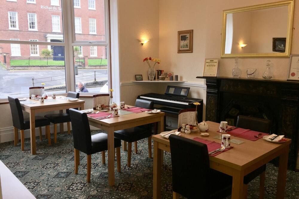 شروبيري جيست هاوس - ووستر - مطعم