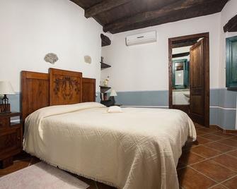 B&B Charme Sa Pardina - Orroli - Habitación