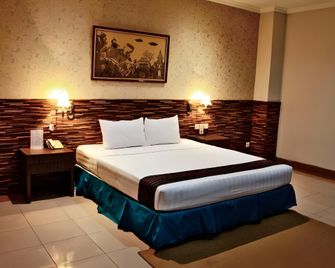 Zamrud Hotel & Convention - Cirebon - Schlafzimmer