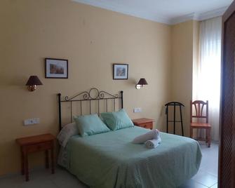 Hotel Villa Ducal Osuna - Osuna - Slaapkamer