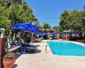Emir - Kumluca - Pool