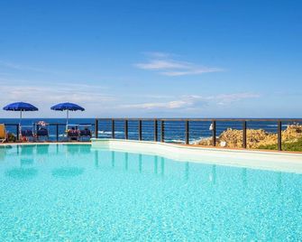 Hotel Costa Paradiso - Trinità d'Agultu e Vignola - Pool