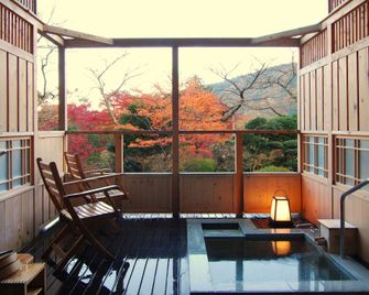 Hakone Kowakien Mikawaya Ryokan - Hakone - Balkon