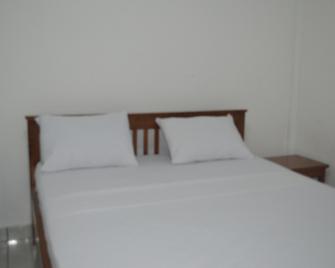 The Teuz B&B - Labuan Bajo - Habitación