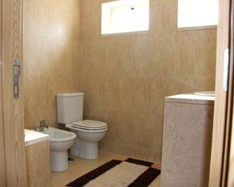Apartment 15 minutes from Lisbon -Atalaia Montijo - Montijo - Casa de banho