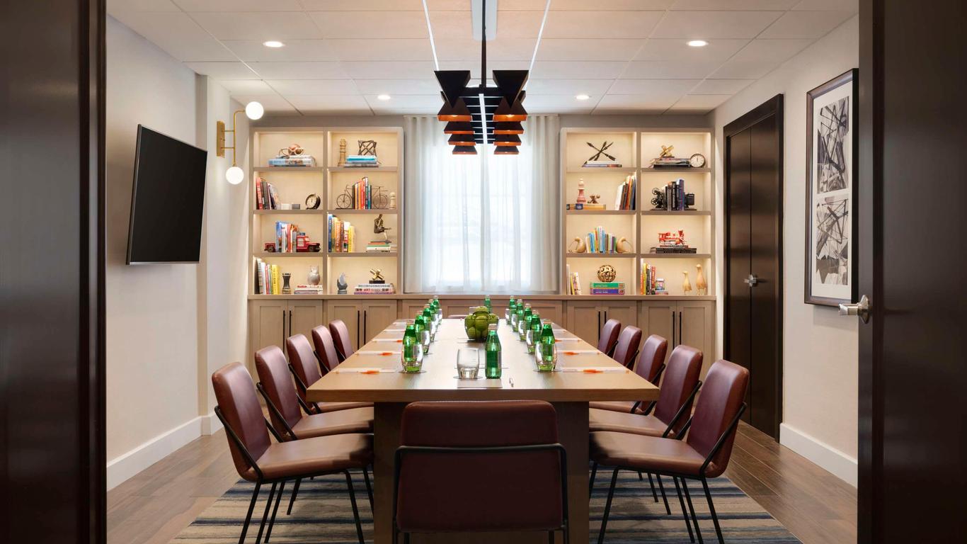 Hyatt Place Santa Barbara