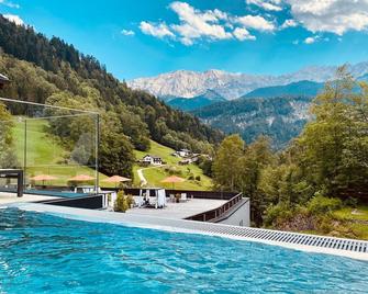Das Graseck - mountain hideaway & health care - Garmisch-Partenkirchen - Pool