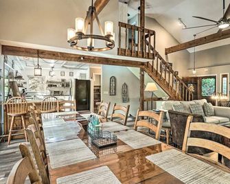 Creekside Bliss/Private Hot Tub/Flowing Stream on Property/Fire Pit - Maggie Valley - Dining room