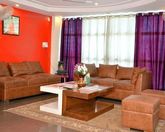 Hotel Bodh Vilas - Bodh Gaya - Sala de estar