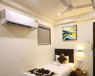 Hotel Pearl Residency - 蘇拉特 - 建築