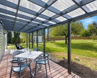 Modern 3 Bedroom Home in Beaverton - Beaverton - Patio