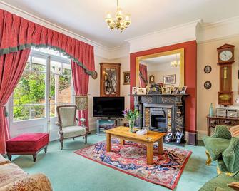 Banbury Cross B&B - Banbury - Oturma odası