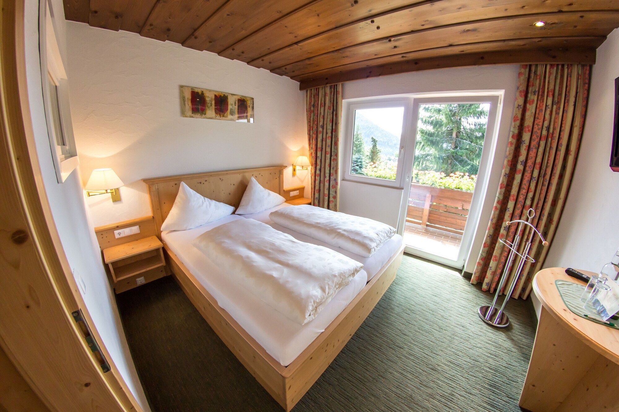 Ski - & Wanderhotel Berghof - באד קליינקירכהיים - חדר שינה