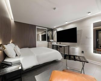 Seocho Js Hotel - Seoul - Bedroom