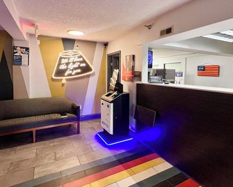 Motel 6 Jeffersonville In - Louisville - Jeffersonville