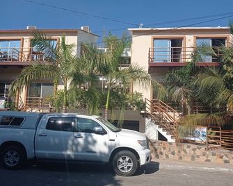 Palmas De Chahue C (581 Sf) - Santa Maria Huatulco - Building