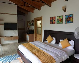 Rasberry Homes - Mukteshwar - Bedroom