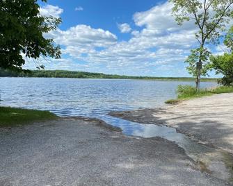 A Reunion Retreat - Campbellford - Vista del exterior