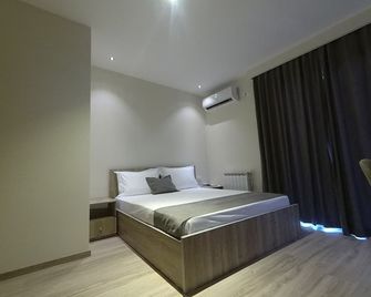 Hotel Vila Nino - Berat - Schlafzimmer
