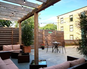 The Lodge Hotel - Putney - Londres - Patio