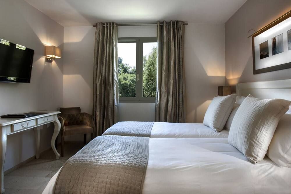 ليه ما دو جراند فالون