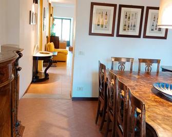 Typical Winery's Countryhouse - 10min away from Orvieto - Orvieto - Dining room