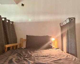 Qbee Manila 301 -Local Vibes & Flex Stay, Airport Nearby - Manila - Bedroom