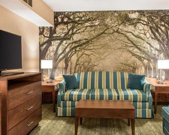 Quality Inn Bedford - Bedford - Wohnzimmer