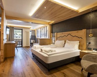 Hotel Terme Antico Bagno - Pozza di Fassa