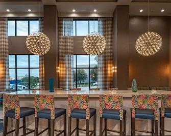 Hampton Inn and Suites Dallas/Plano Central - Plano - Lobby