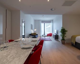 Premier Suites Amsterdam - Amsterdam - Dining room