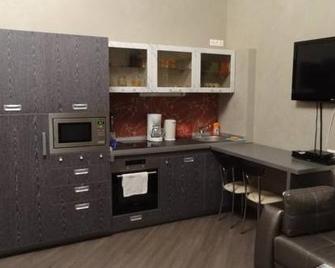 Apartments Karamel Ip Kurtukov V.A. - Єкатеринбург - Кухня