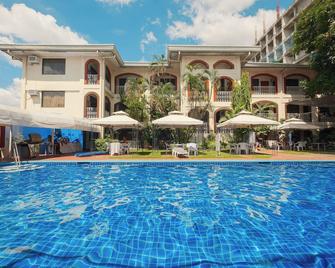 Orchid Inn - אנג'לס סיטי - בריכה