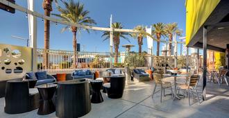 Thunderbird Hotel - Las Vegas - Patio