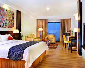 Aston Pontianak Hotel And Convention Center - Pontianak - Bedroom